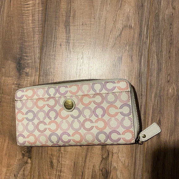 Coach Handbags - Coach wallet